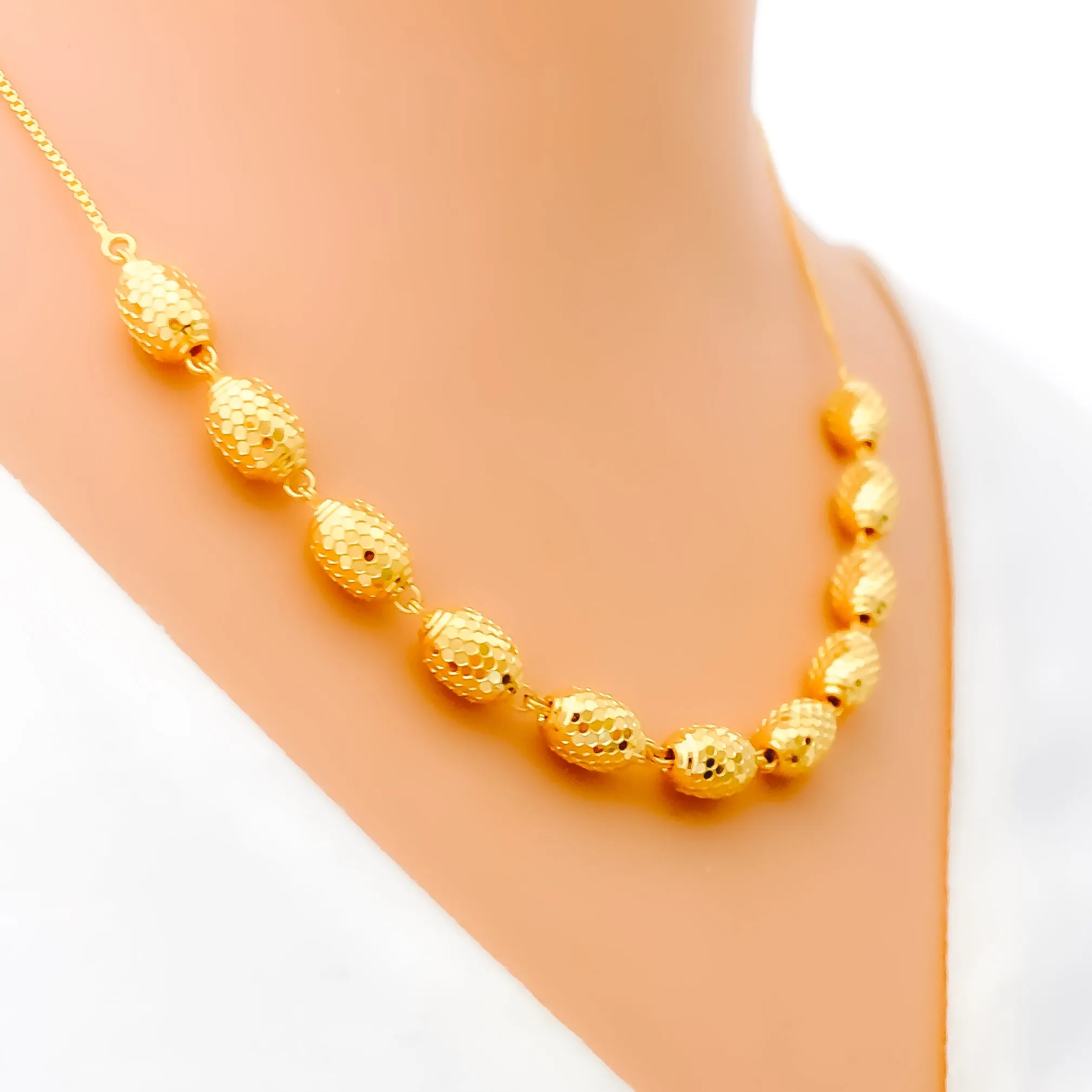 Blooming Classy 22k Gold Necklace