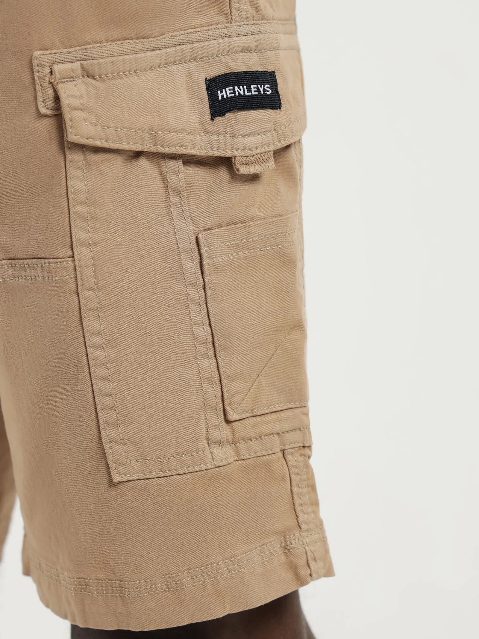 HENLEYS LEON CARGO SHORT - DESERT SAND