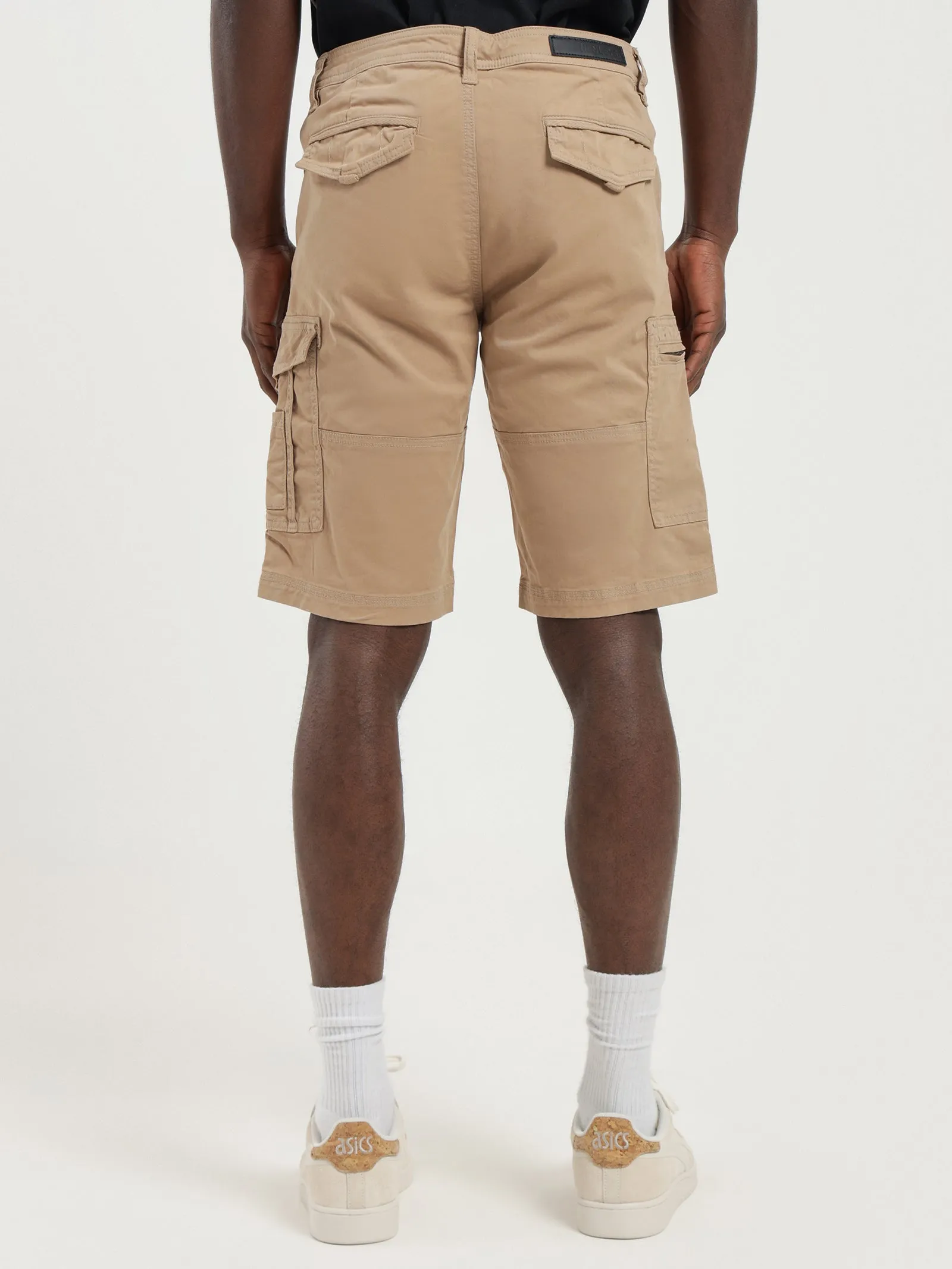 HENLEYS LEON CARGO SHORT - DESERT SAND