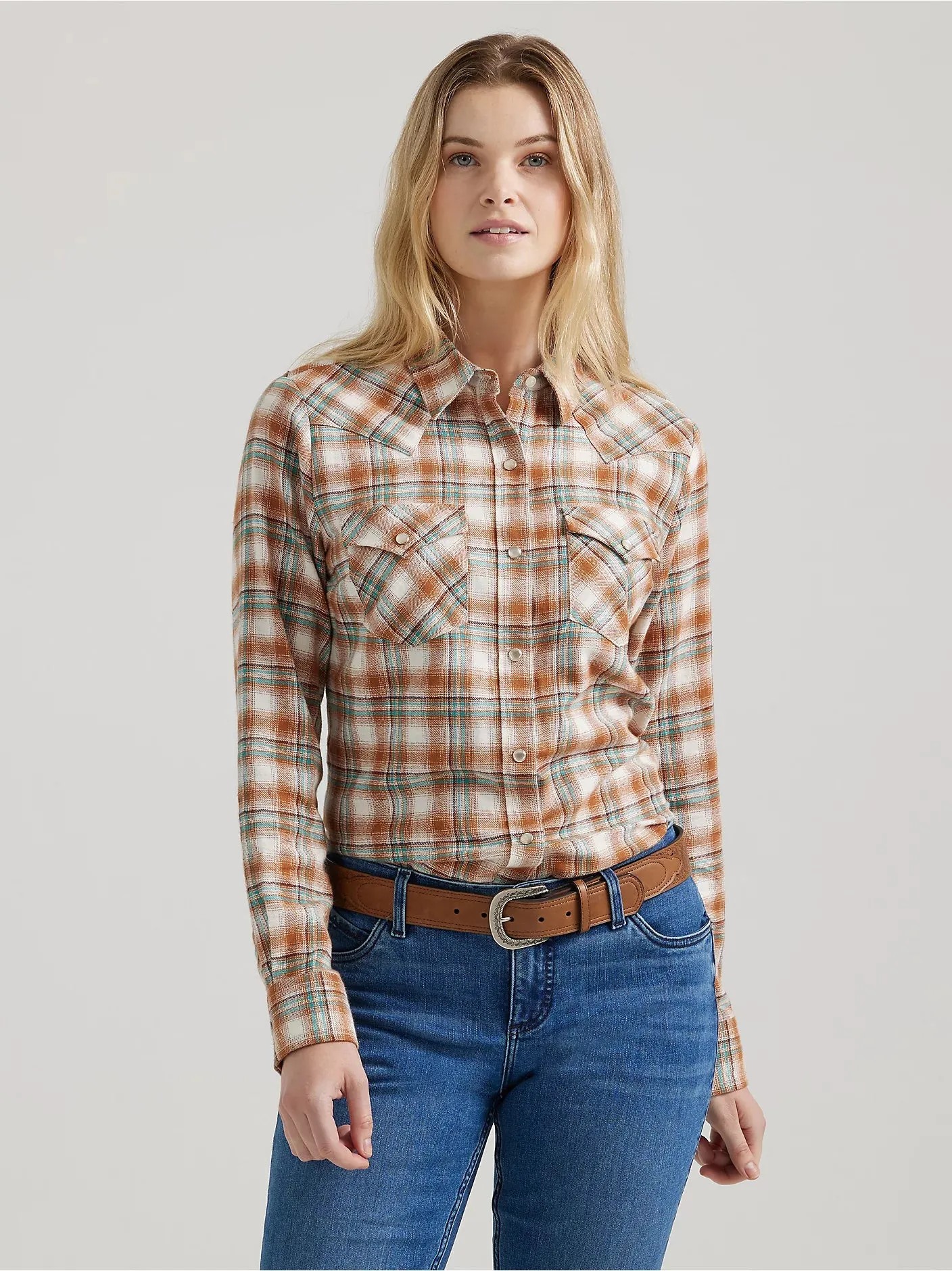 Ladies Wrangler Essential Long Sleeve Plaid Western Snap Top - 112356675