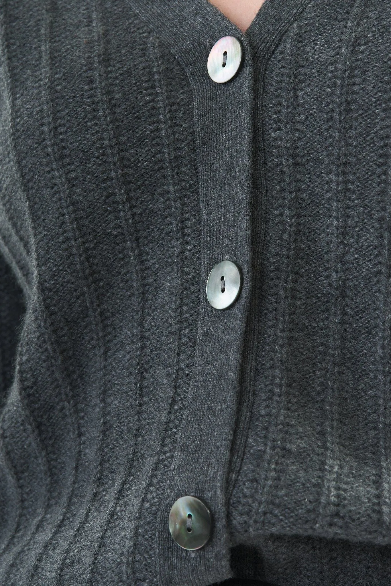 Robertson Madison 100% Cashmere Ribbed Cardigan CC-255 | Dark Heather Grey