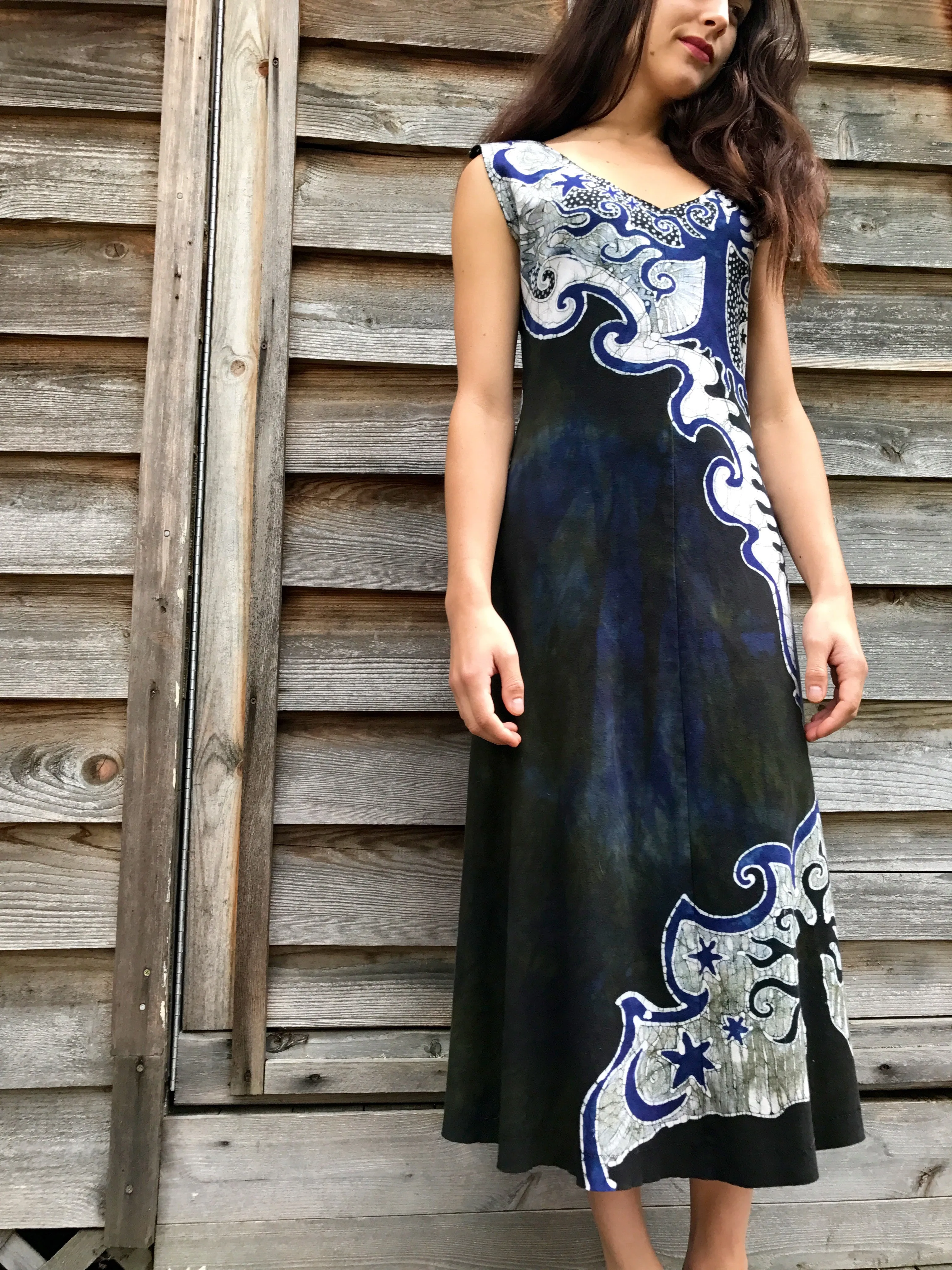 The Forest Begins Where The Halfmoon Ends Batikwalla Dress in Organic Cotton - Size Medium